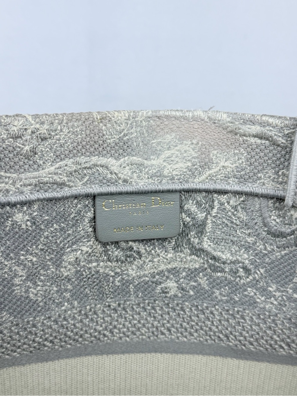 Christian Dior Medium Grey Mizza Embroidered Toile de Jouy Book Tote Bag - Picture 5 of 11